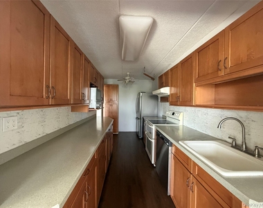 35 Park Avenue - Photo Thumbnail 12