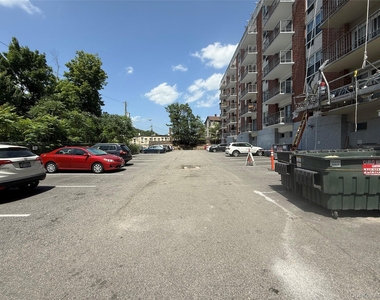 35 Park Avenue - Photo Thumbnail 19