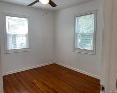 114-36 194 - Photo Thumbnail 1