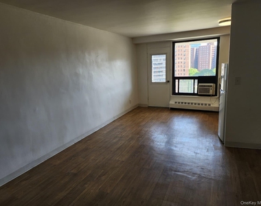 61-25 98th Street - Photo Thumbnail 6