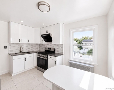 83 Lyon Place - Photo Thumbnail 1