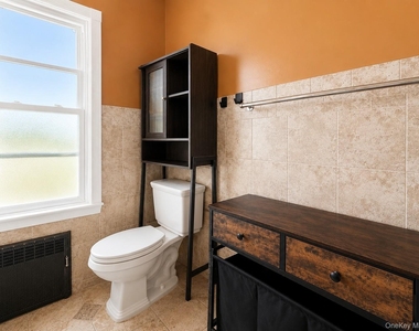 83 Lyon Place - Photo Thumbnail 13