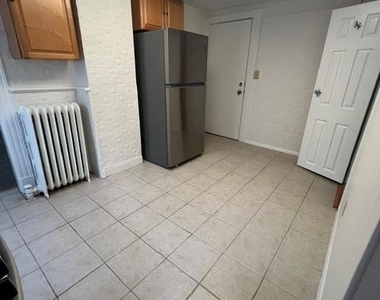 418 Christian Herald Road - Photo Thumbnail 2