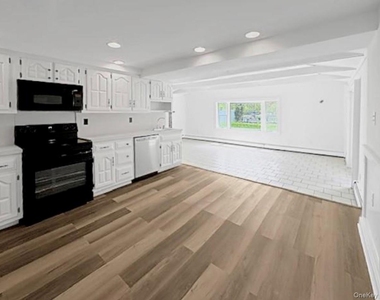 342 Versa Place - Photo Thumbnail 3