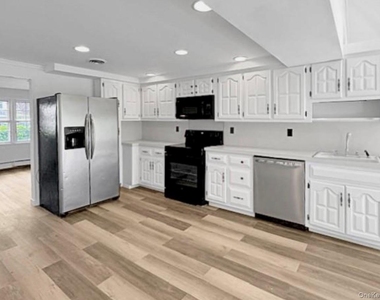 342 Versa Place - Photo Thumbnail 6
