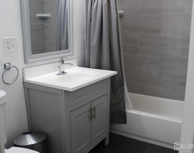 82 Washington Avenue - Photo Thumbnail 12