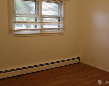 82 Washington Avenue - Photo Thumbnail 16