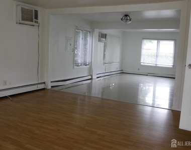 82 Washington Avenue - Photo Thumbnail 5