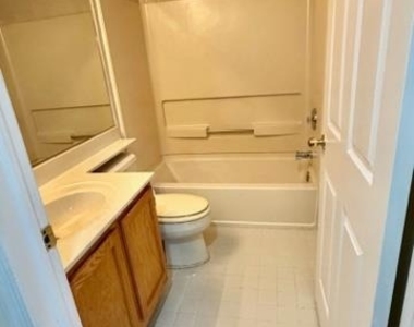 1125 Waterford Drive - Photo Thumbnail 23