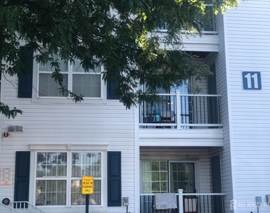 1125 Waterford Drive - Photo Thumbnail 5