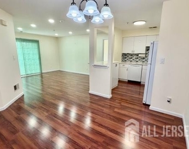 1125 Waterford Drive - Photo Thumbnail 18