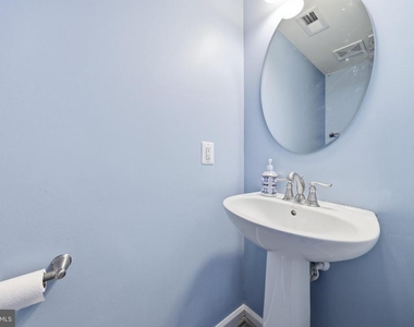 174 Ontario Drive - Photo Thumbnail 26