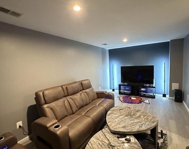 174 Ontario Drive - Photo Thumbnail 6