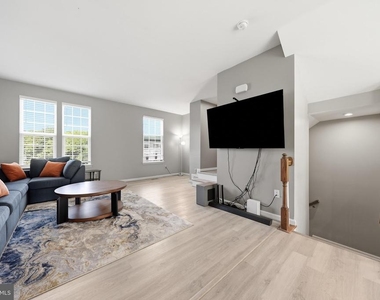 174 Ontario Drive - Photo Thumbnail 29