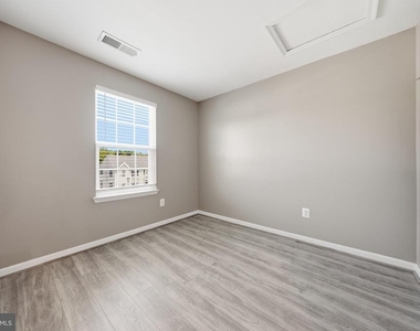174 Ontario Drive - Photo Thumbnail 50