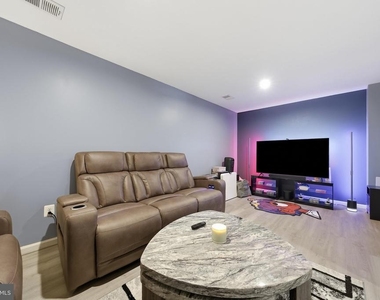 174 Ontario Drive - Photo Thumbnail 24