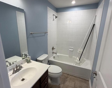 174 Ontario Drive - Photo Thumbnail 13