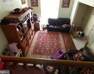 8333 Ivy Glen Court - Photo Thumbnail 2