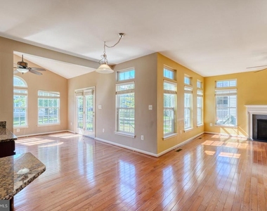 42245 Sweet Court - Photo Thumbnail 17