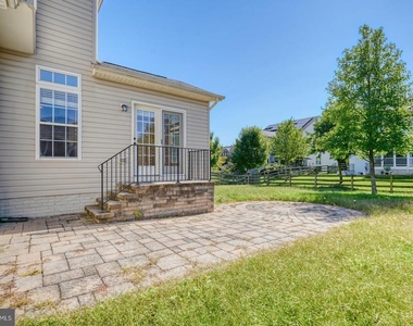 42245 Sweet Court - Photo Thumbnail 43