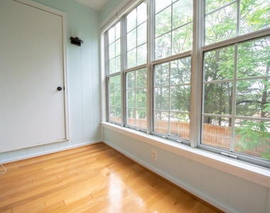 120 Fort Evans Road Se - Photo Thumbnail 10