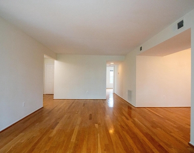 120 Fort Evans Road Se - Photo Thumbnail 9