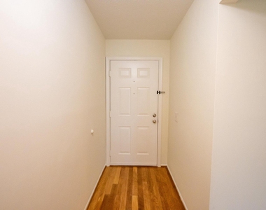 120 Fort Evans Road Se - Photo Thumbnail 2