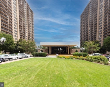 3701 George Mason Drive S - Photo Thumbnail 2