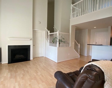 12000 Market Street - Photo Thumbnail 6