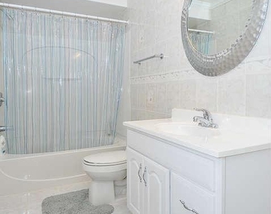 9910 East Hill Drive - Photo Thumbnail 14