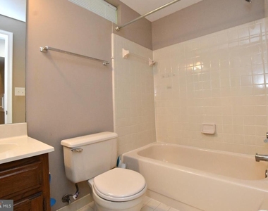 350 Copperfield Lane - Photo Thumbnail 14