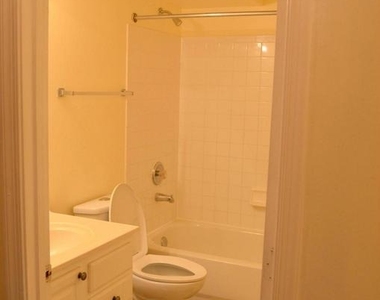 6863 Drifton Court - Photo Thumbnail 22