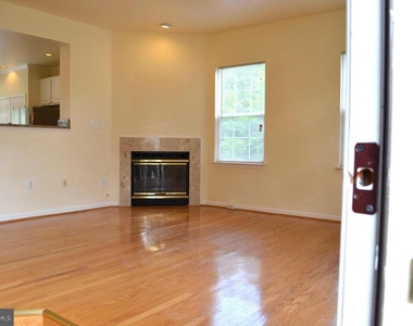 6863 Drifton Court - Photo Thumbnail 1