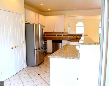 6863 Drifton Court - Photo Thumbnail 6