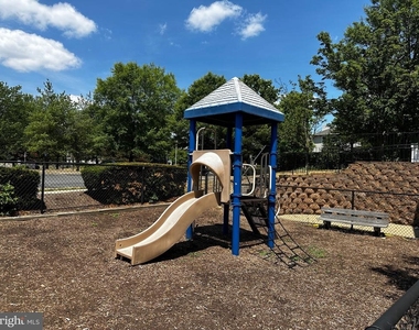 5958 Founders Hill Drive - Photo Thumbnail 30
