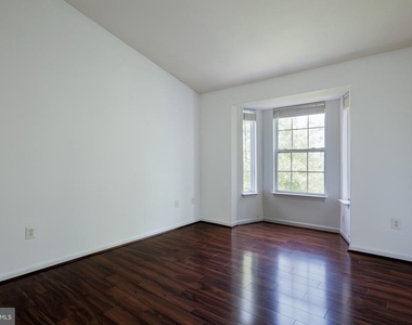 5958 Founders Hill Drive - Photo Thumbnail 18
