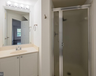 5958 Founders Hill Drive - Photo Thumbnail 24