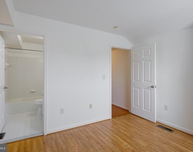 5958 Founders Hill Drive - Photo Thumbnail 27