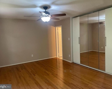 6223 Rathlin Drive - Photo Thumbnail 14