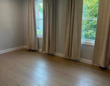 2289 Dosinia Court - Photo Thumbnail 33