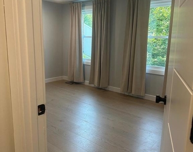 2289 Dosinia Court - Photo Thumbnail 32