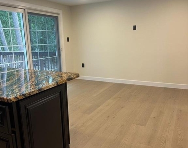 2289 Dosinia Court - Photo Thumbnail 18