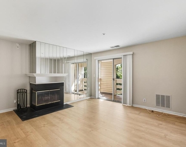 240 S Reynolds Street - Photo Thumbnail 9