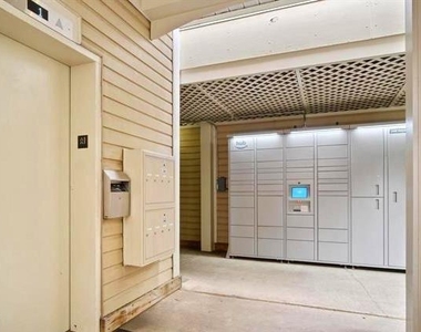 240 S Reynolds Street - Photo Thumbnail 25