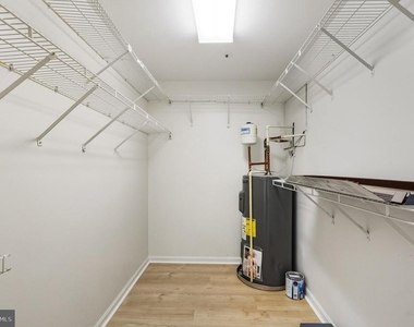 240 S Reynolds Street - Photo Thumbnail 20