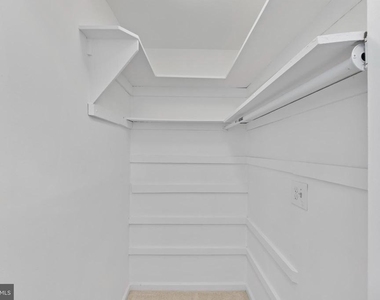 503 N Armistead Street - Photo Thumbnail 17