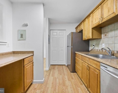 503 N Armistead Street - Photo Thumbnail 15
