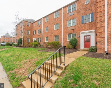 1718 W Abingdon Drive - Photo Thumbnail 3