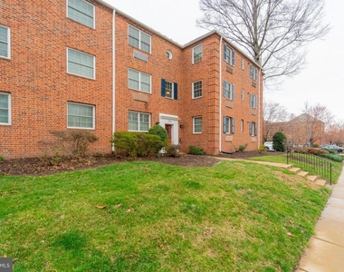 1718 W Abingdon Drive - Photo Thumbnail 2