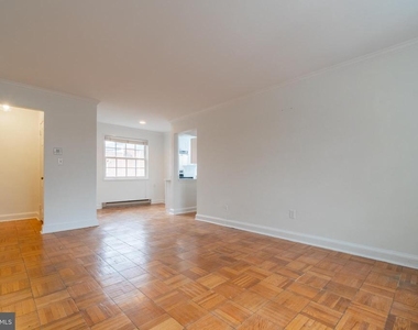 1718 W Abingdon Drive - Photo Thumbnail 18